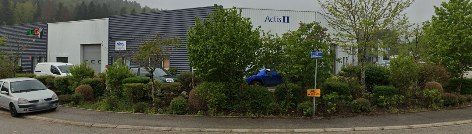 Local commercial 154 m² · à Oyonnax · 154 m² · 147 000 €